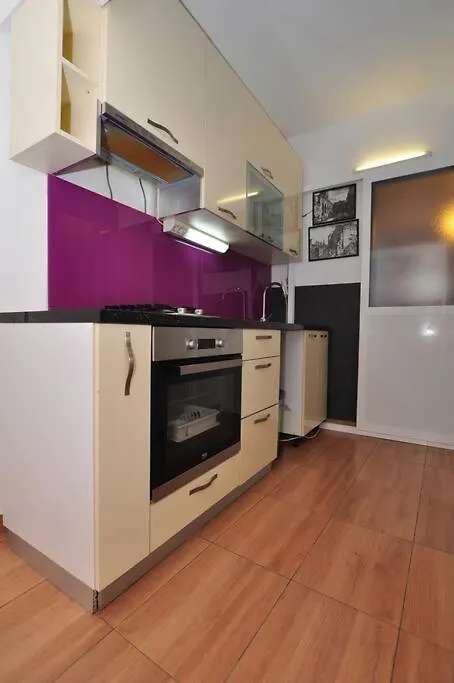 Central Apartment Marco Polo Split